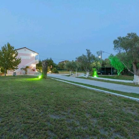Eleni Studios & Apartments Alykes  Ngoại thất bức ảnh