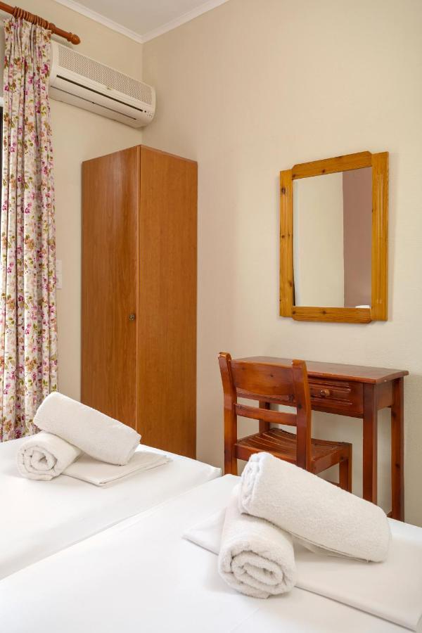 Eleni Studios & Apartments Alykes  Ngoại thất bức ảnh
